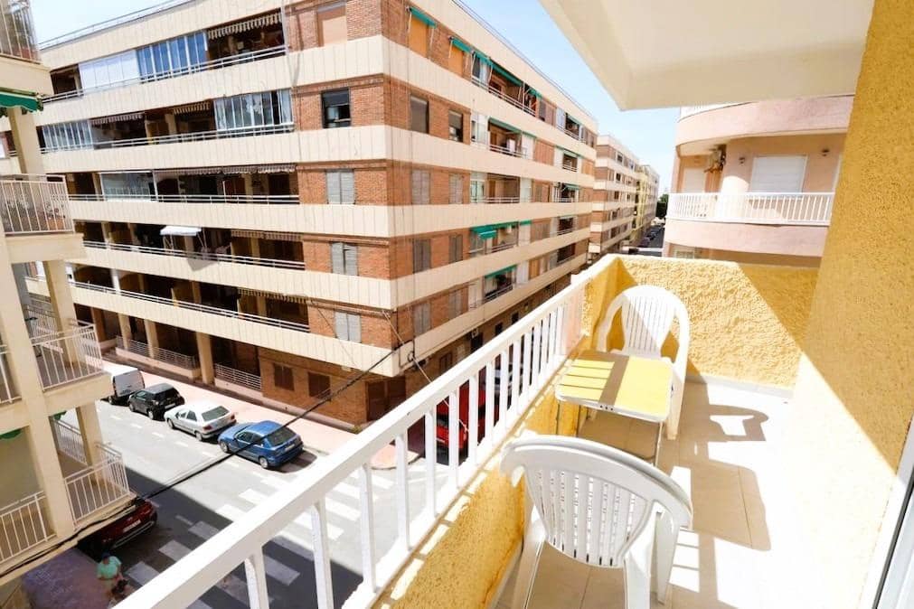 Apartment for sale in Playa del Acequión, Torrevieja, Alicante photo 3