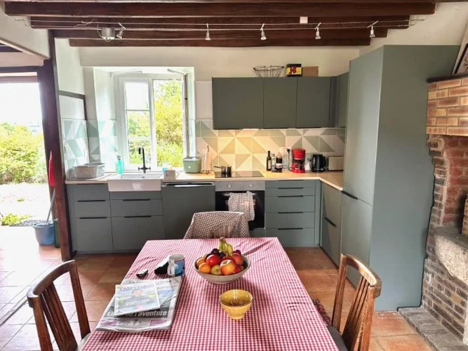 4-Bed Farmhouse, Landelles-Et-Coupigny, Calvados photo 2