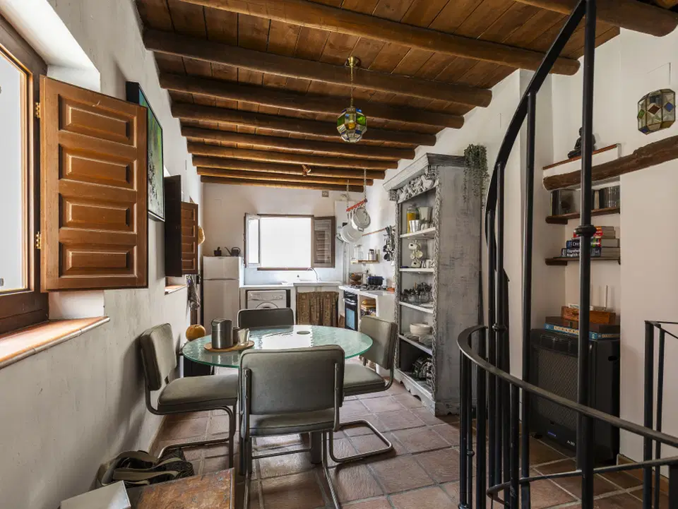 Village house in Acequias, Granada photo 4