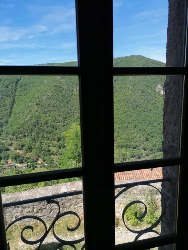 Breathtaking Views of the Entire Valley. Stone House with 3 Terraces Located in a Hamlet. No Overlooking Views photo 4