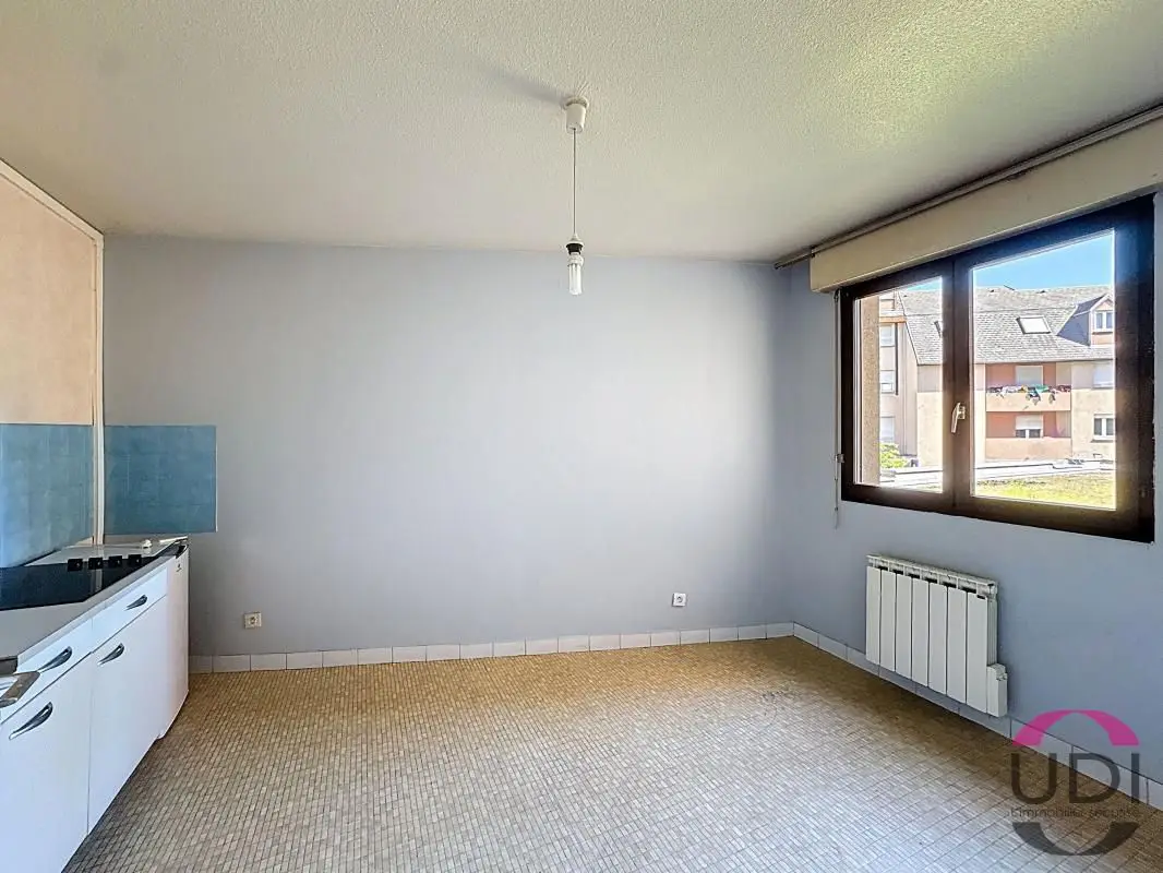 Apartment for sale in Montluçon — 1 bedroom, 49 m² photo 4