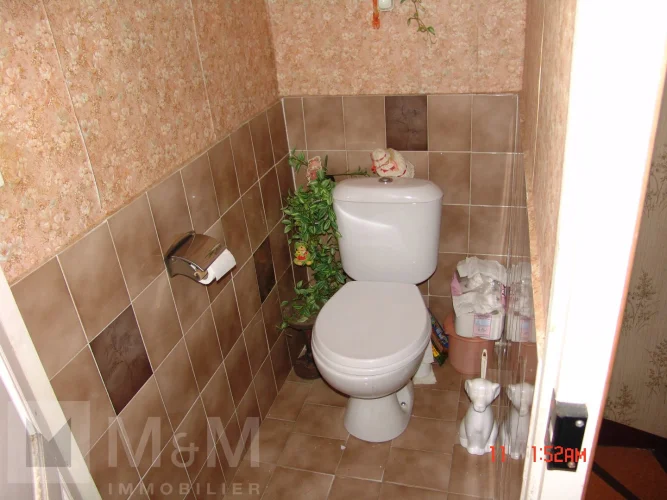 Great Village House , Ready for Rénovation to Brin photo 3