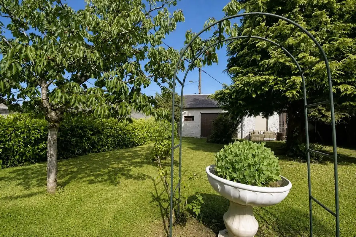 House for sale in Châteaumeillant — 5 bedrooms, 185 m² photo 3