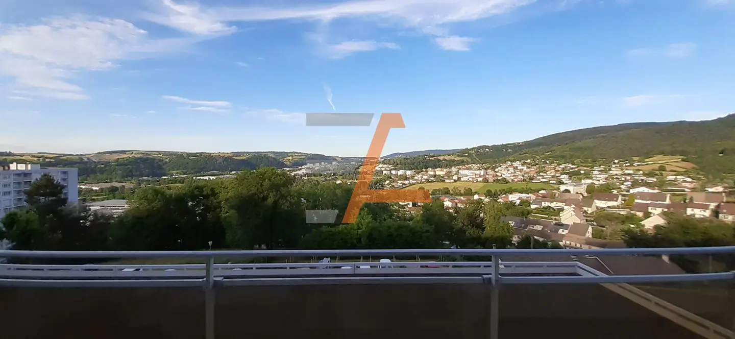 Apartment for sale in Firminy — 2 bedrooms, 62 m²