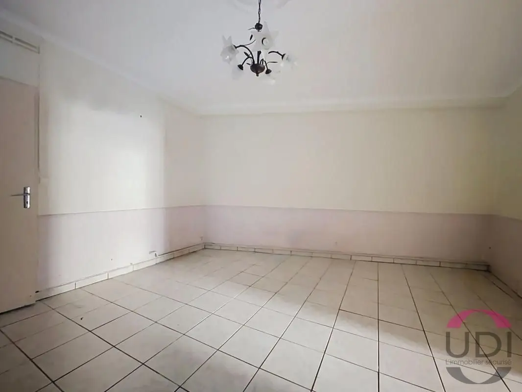 House for sale in Ahun — 3 bedrooms, 140 m² photo 3
