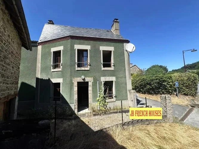 Detached Stone and Slate Property(South Facing;61 sqm), Situated in a Rural Spot, in the Area of
