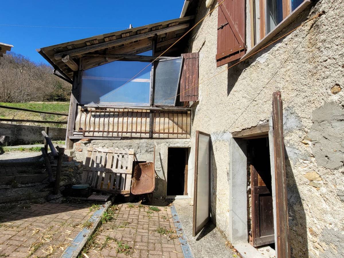 Property in Sassello photo 5