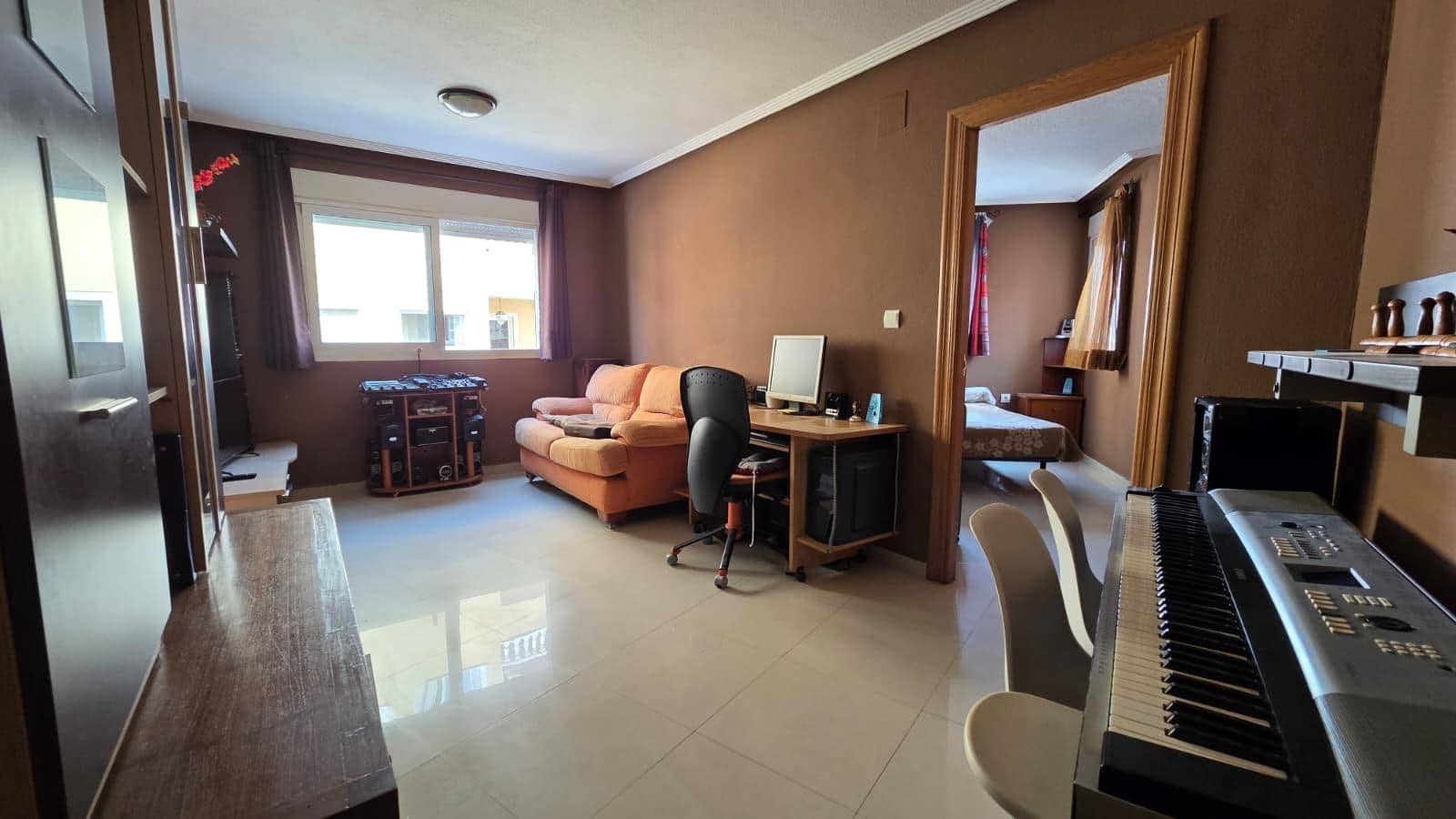 Apartment for sale in Antonio Machado, Torrevieja, Alicante photo 3