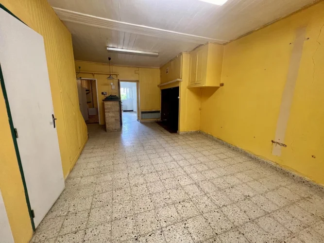 Stone Former Café in the Heart of Dégagnac – Great Potential, Bucolic Setting photo 3