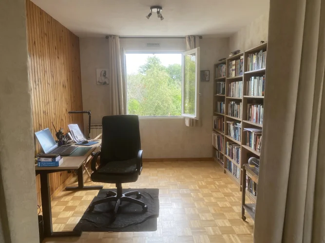 Well-Presented 3-Bed Home in Popular Village photo 5