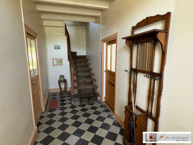 Charming Property Complex in a Pleasant Village. A Must-See! photo 3