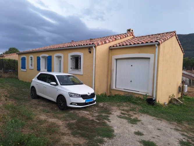 Recently Built Single-Storey House with Land