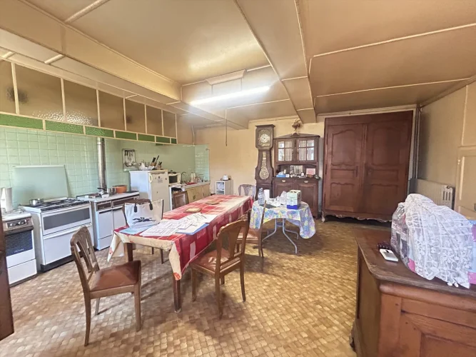 Creusois Farm Complex with 7,800 m² of Land photo 5