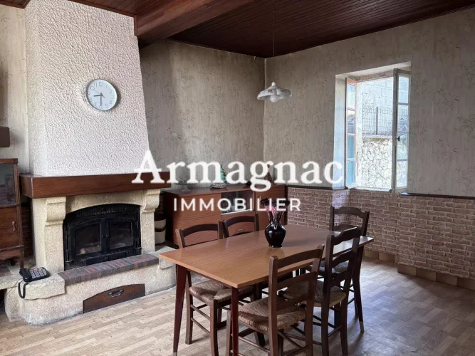 Village House to Renovate photo 2