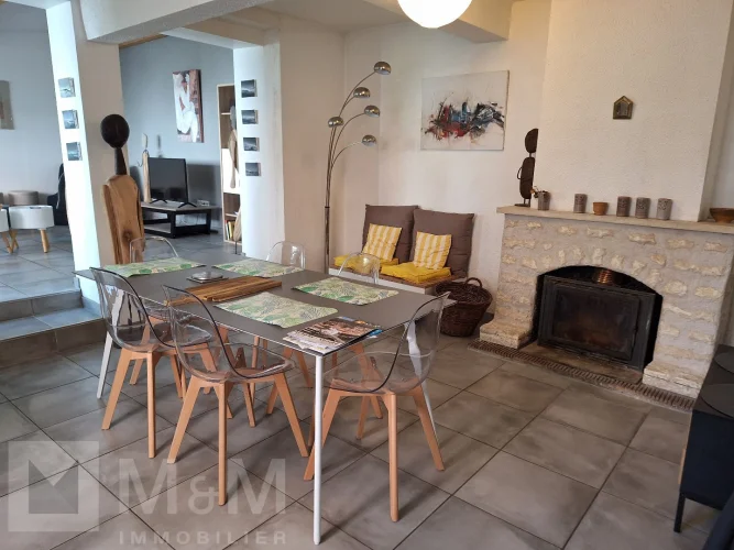 M&M Immobilier Offers you this Renovated House Loc photo 2