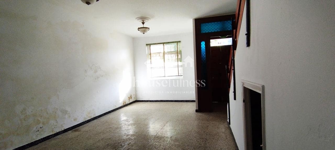 Townhouse for sale in Mugardos, A Coruña photo 2