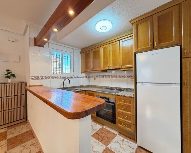 Villa for sale in Villamartin, Orihuela, Alicante photo 4