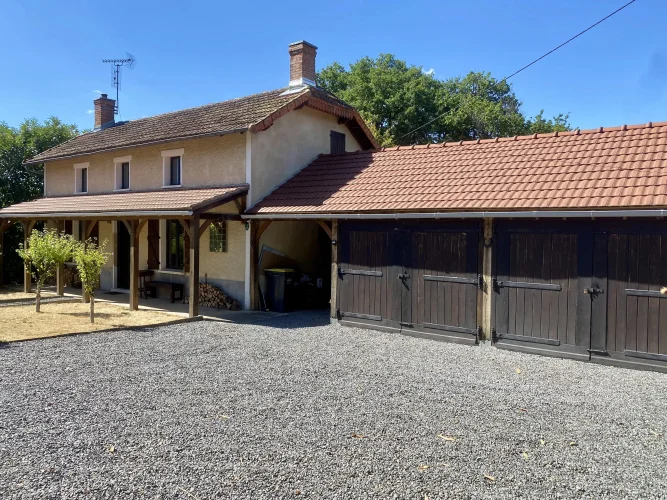 A Beautiful Country Property Offering Space, Privacy and Breathtaking Views