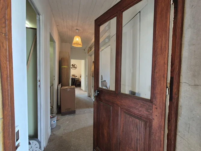 Correze. Le Lonzac. Stone House Partly Renovated with Large Covered Terrace and Garden of 232m² photo 3