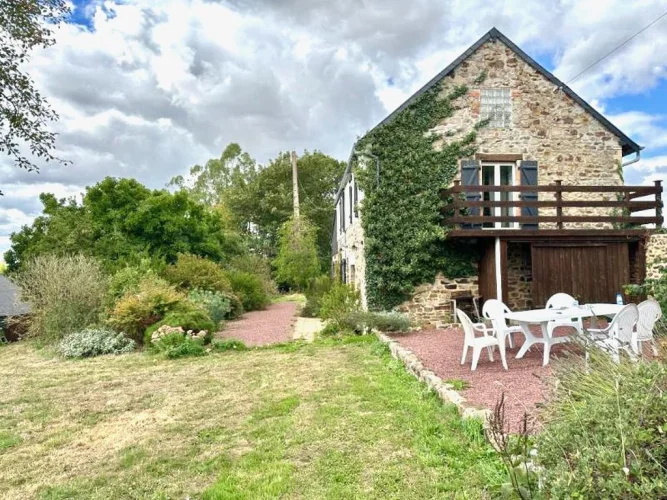 4-Bed Farmhouse, Landelles-Et-Coupigny, Calvados photo 4