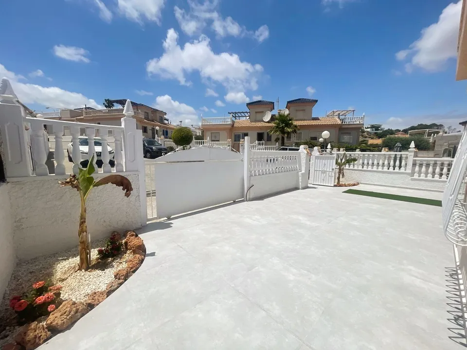 Citrine Real Estate photo 4
