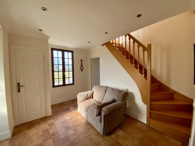 Charming Three Bedroom House with a Large Garden and Barn photo 5