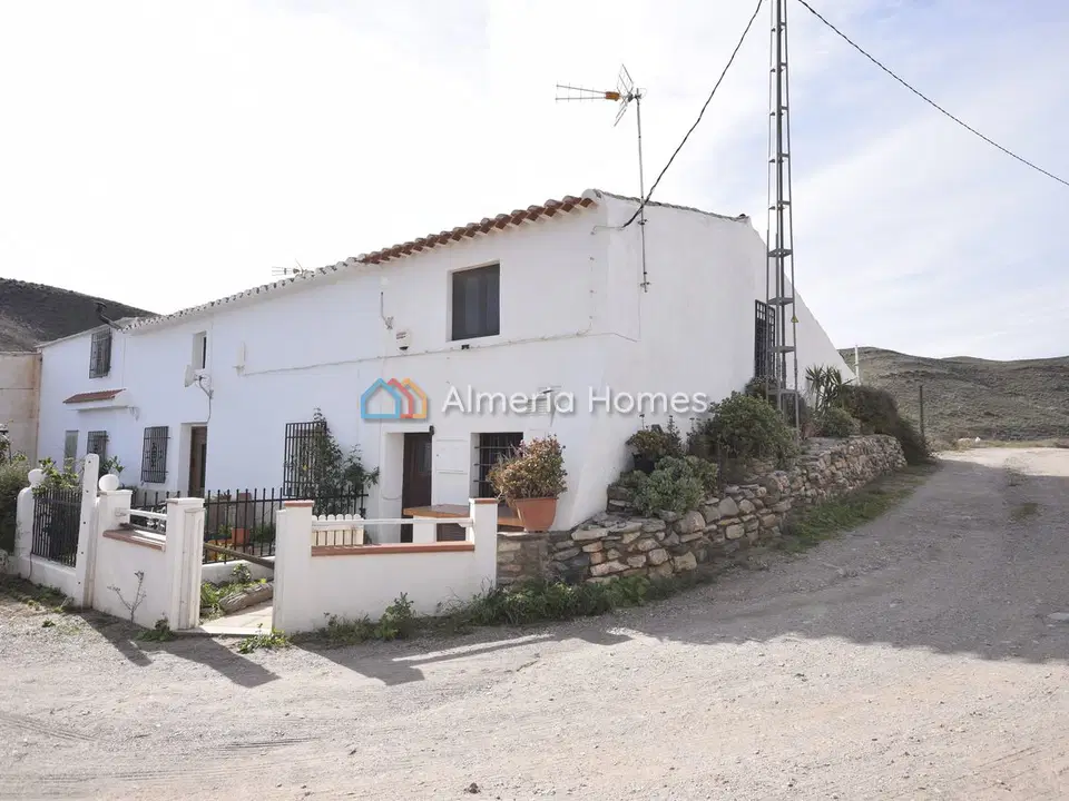 Almeria Homes photo 2
