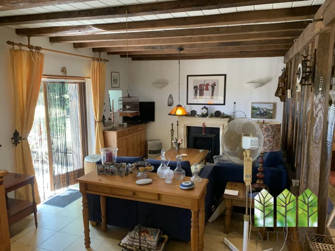 3/4-Bedroom Country House with Outbuildings, Fruit Trees & Fully Furnished photo 5