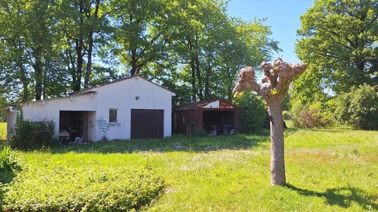 Charming 2-Bedroom Pavilion in Terres-De-Haute-Charente photo 5