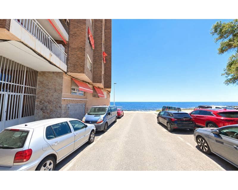 Apartment for sale in Playa de los Náufragos, Torrevieja, Alicante