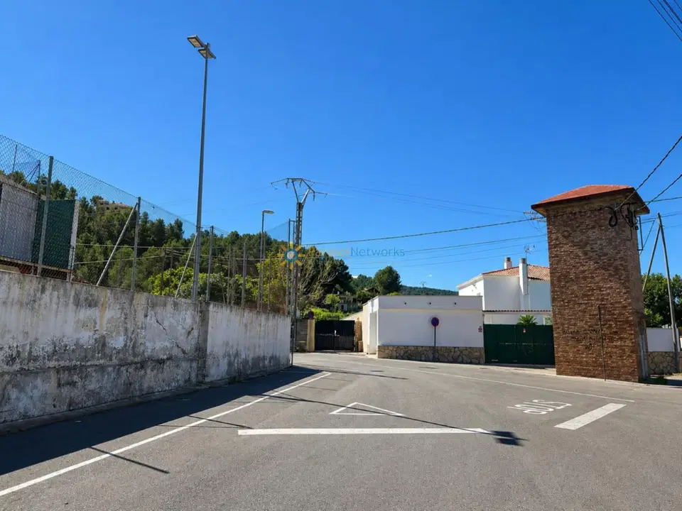 Parasol Networks Estate Agents/Inmobiliaria  photo 5