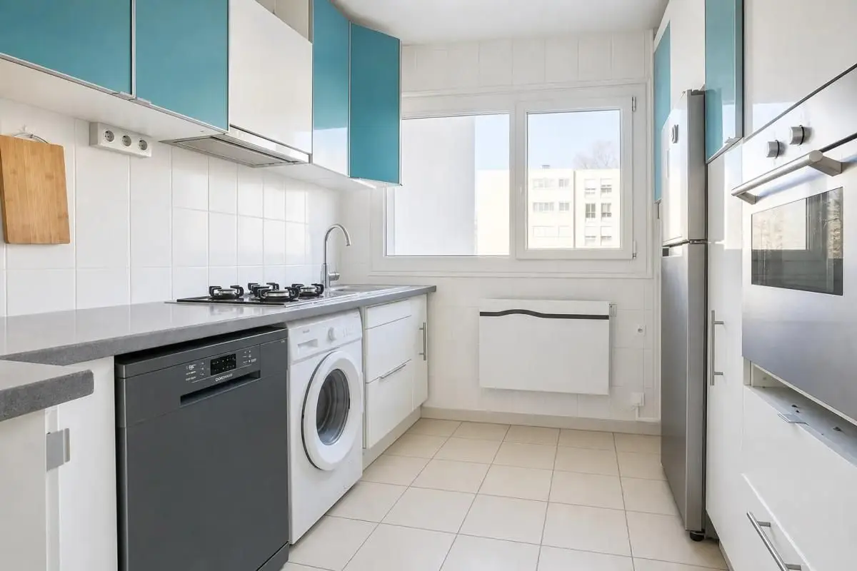 Apartment for sale in Maurepas — 2 bedrooms, 54 m² photo 4