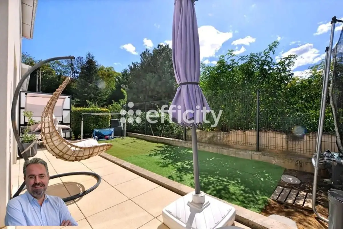Apartment for sale in Feyzin — 2 bedrooms, 65 m²