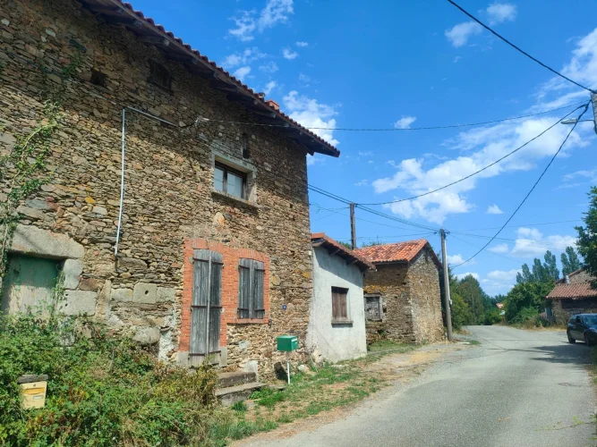 Charming Furnished Village House to Renovate