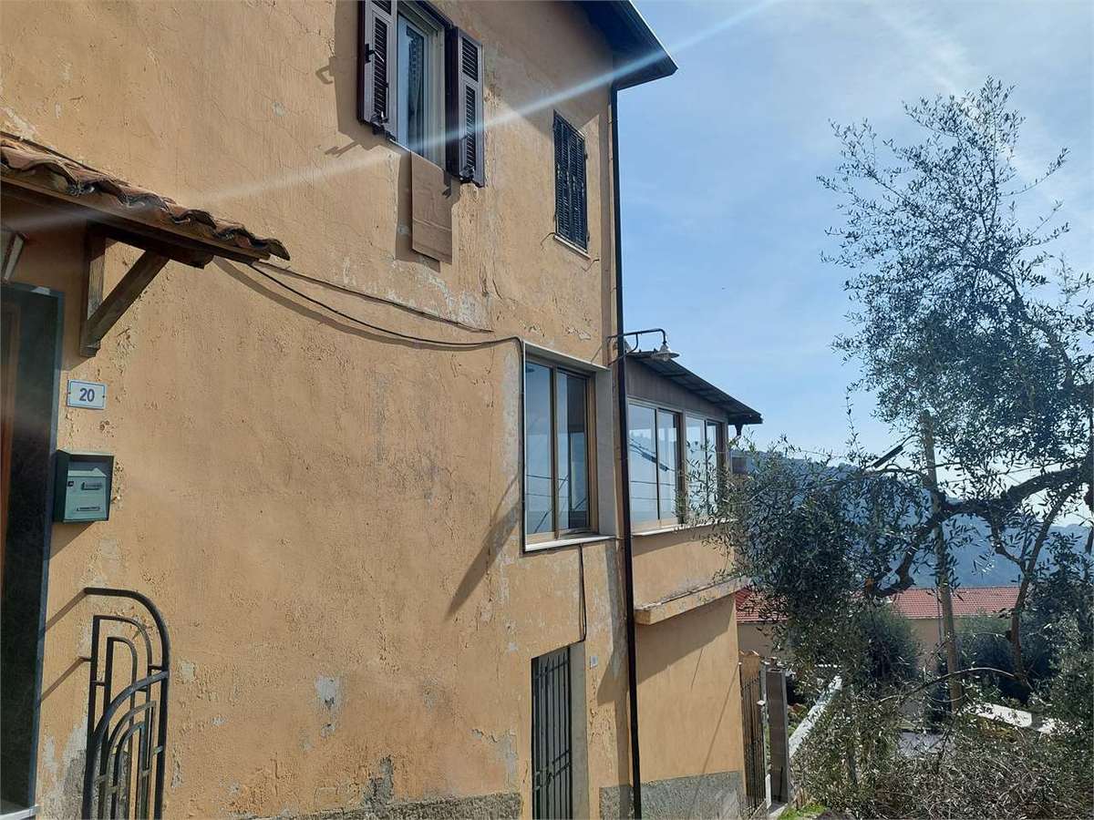 4 bedrooms detached house, 150 m² Sanremo, Imperia (province) photo 2
