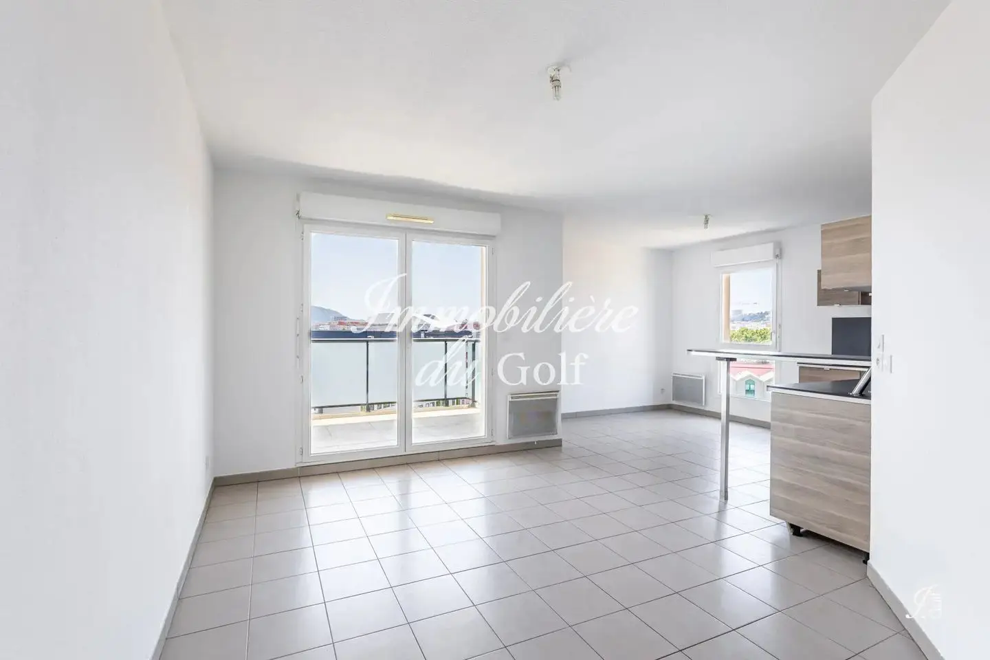 Apartment for sale in Marseille 10ème arrondissement — 2 bedrooms, 63 m² photo 5