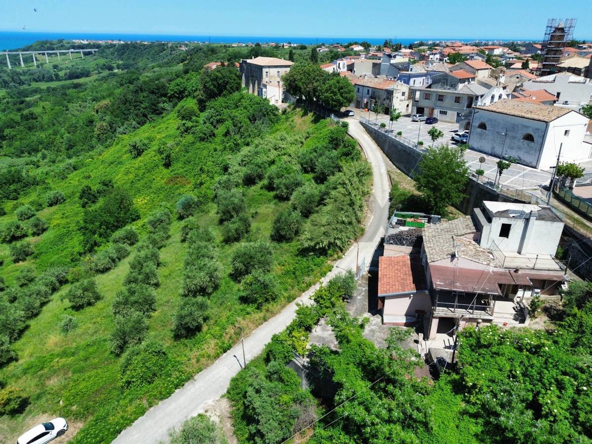 Property in San Vito Chietino photo 4