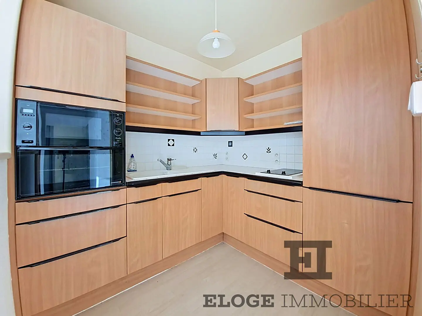 Apartment for sale in Mont-Saint-Aignan — 1 bedroom, 51 m² photo 4