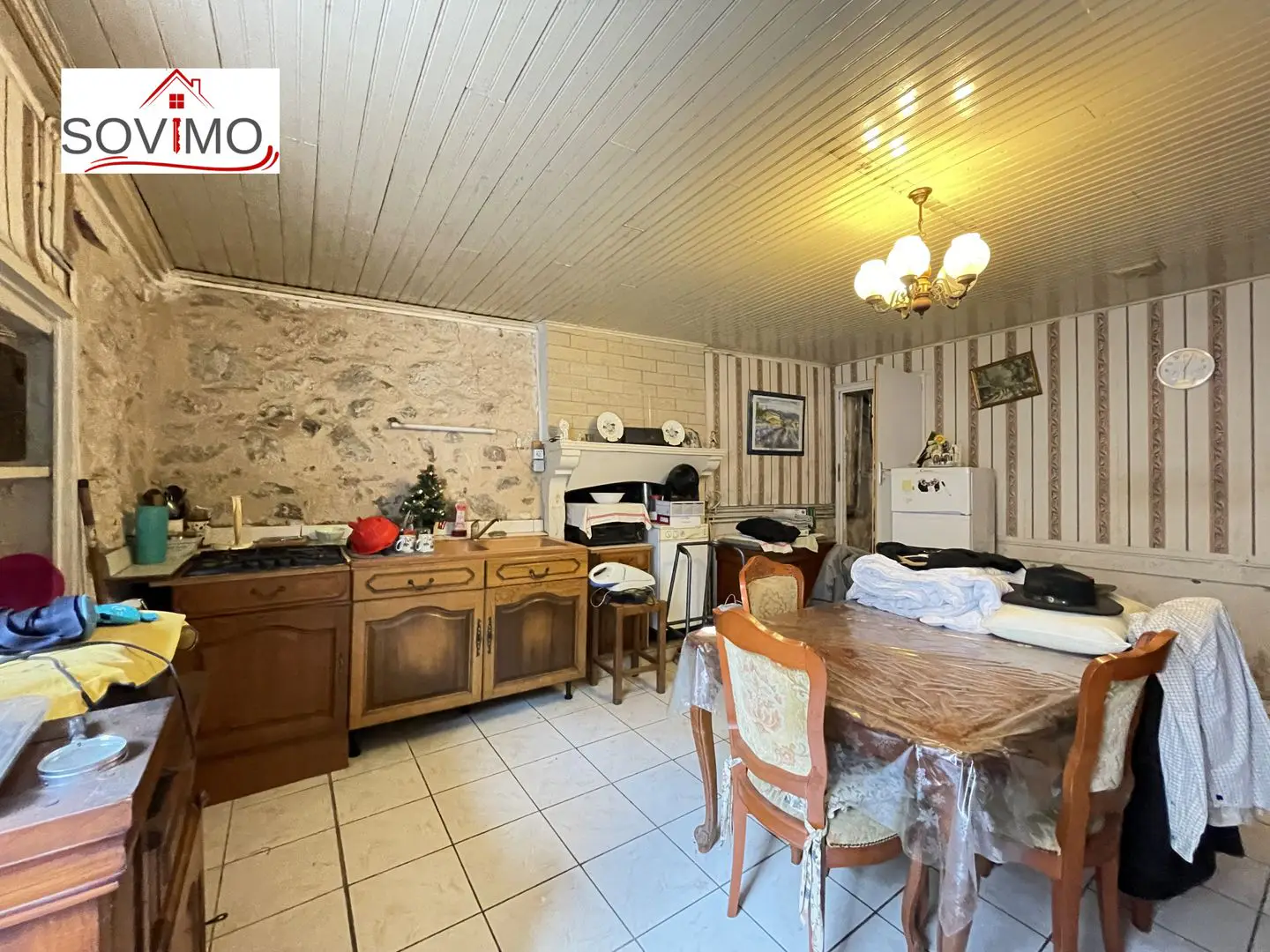 House for sale in Confolens — 3 bedrooms, 87 m² photo 5