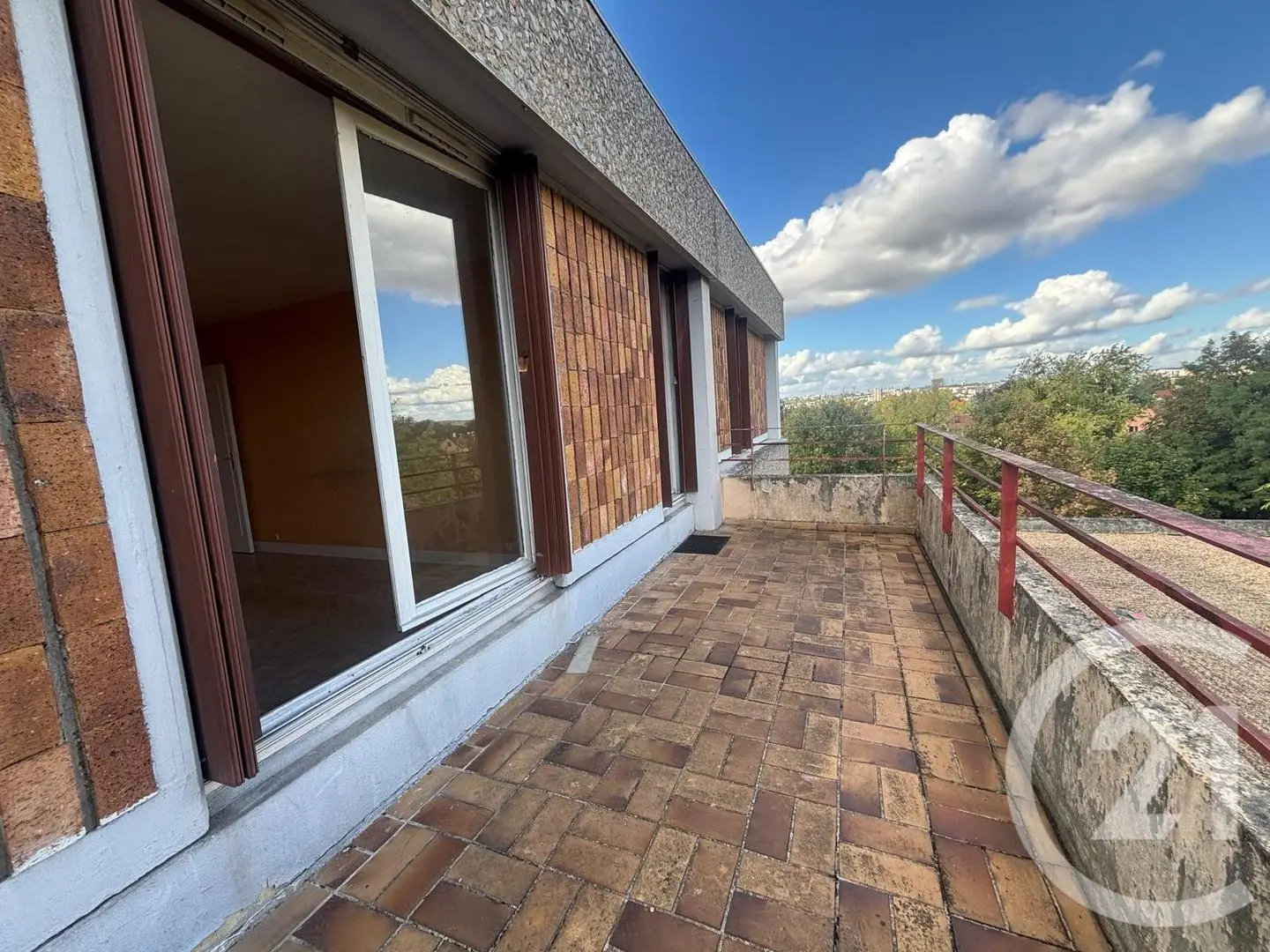 Apartment for sale in Éragny — 2 bedrooms, 66 m² photo 4