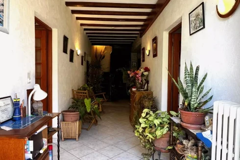 Character House Set in 1.24 Hectares of Wooded Grounds photo 5