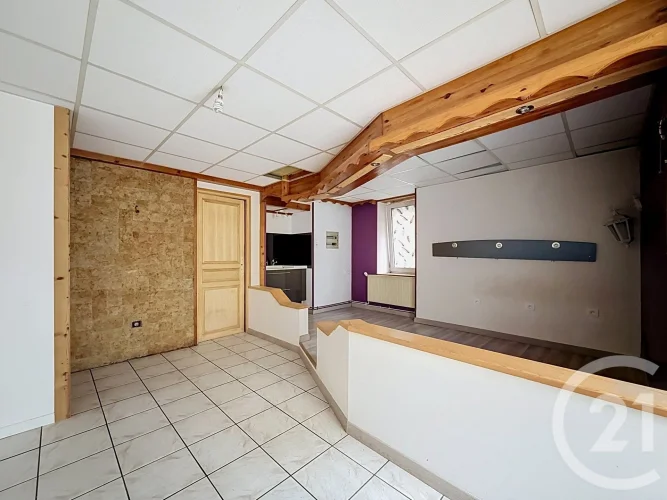 71.6 m² Apartment to Renovate in the Heart of Taninges in the Heart of Taninges, Discover this photo 4