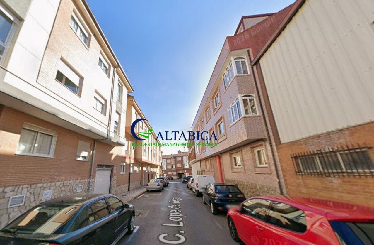 Flat for sale in Villaquilambre, León photo 2