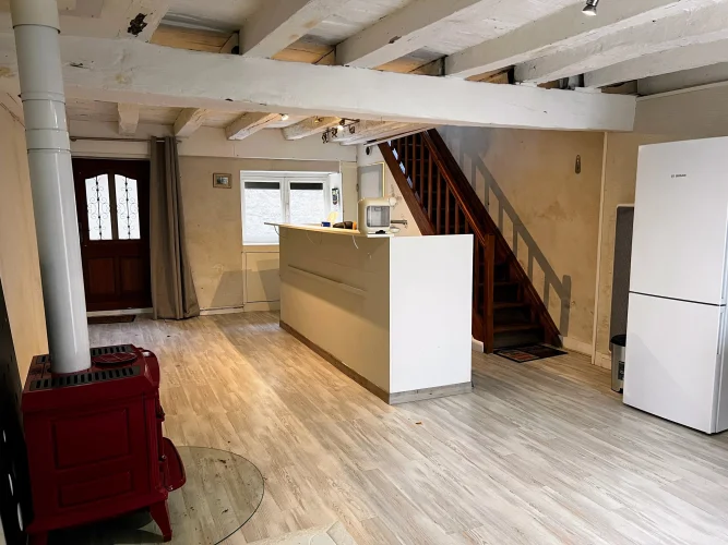 Characterful Renovated Property photo 5