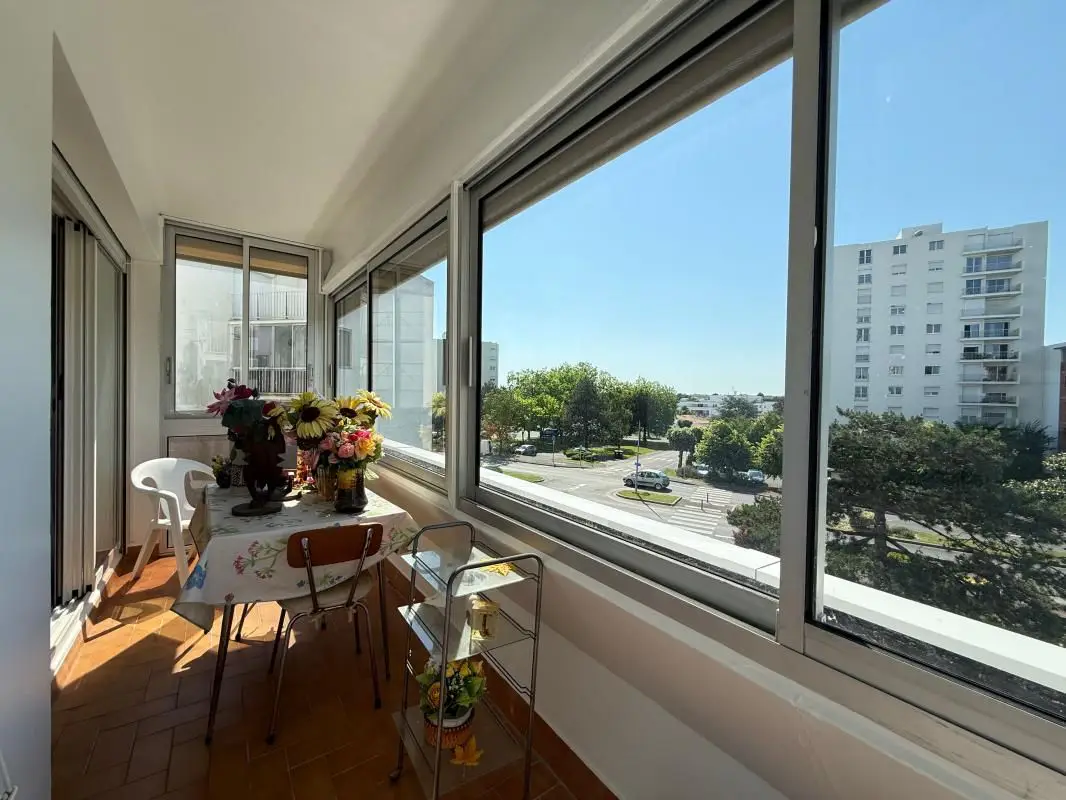 Apartment for sale in Royan — 3 bedrooms, 90 m²