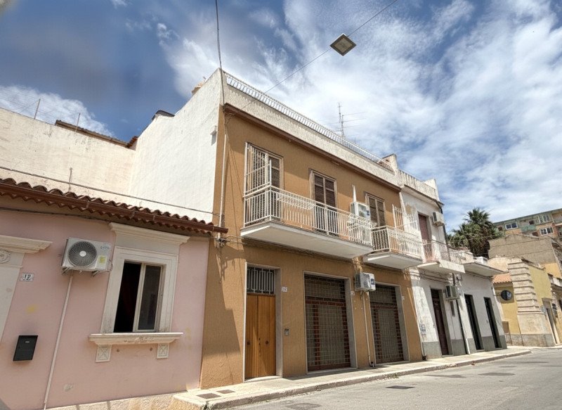 Property in Avola photo 3