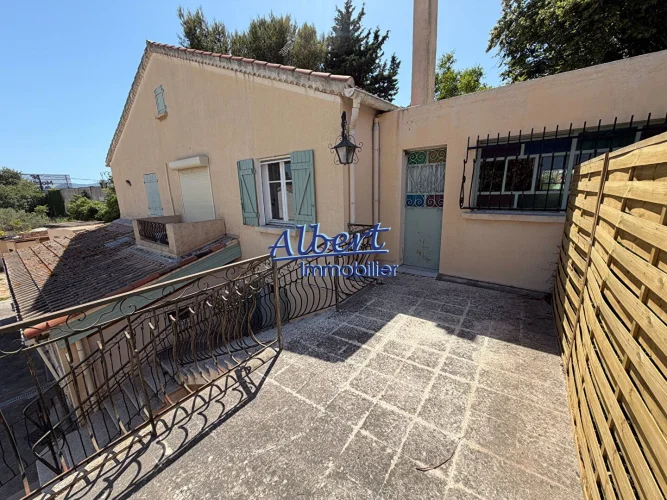 Apartment in Ollioules, 3 Rooms, 74.10 m²