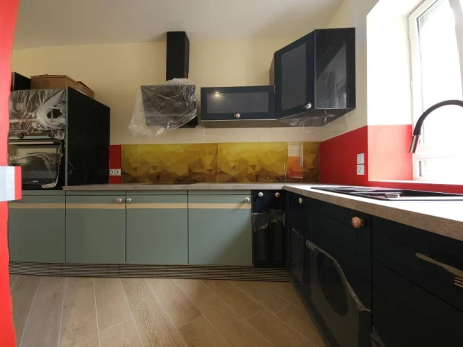 Town Center House 130m² - 3 Bedrooms in Saint Savin photo 5