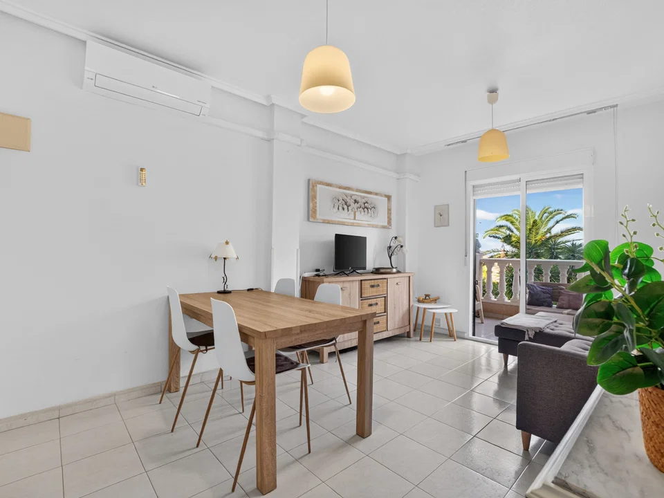 Apartment in Torrevieja, Alicante province photo 3