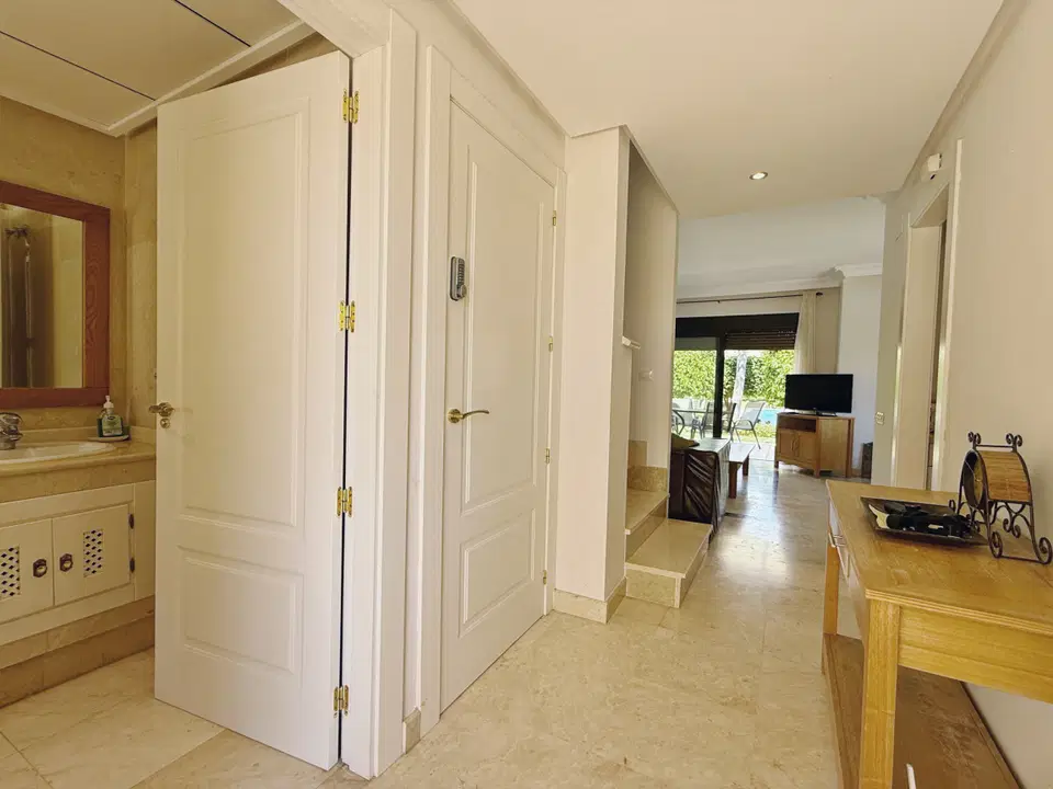 Hilton Real Estate photo 3